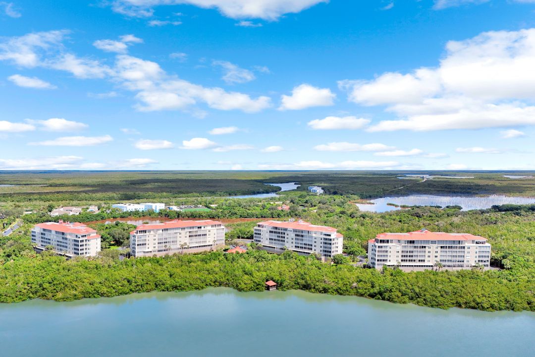 210 Vintage Bay Dr #B12, Marco Island, FL 34145