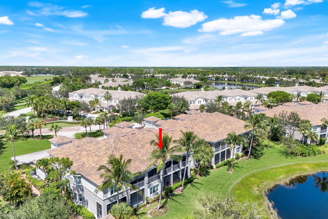 9242 Tesoro Ln #203, Naples, FL 34114