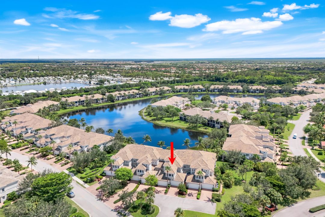 9242 Tesoro Ln #203, Naples, FL 34114