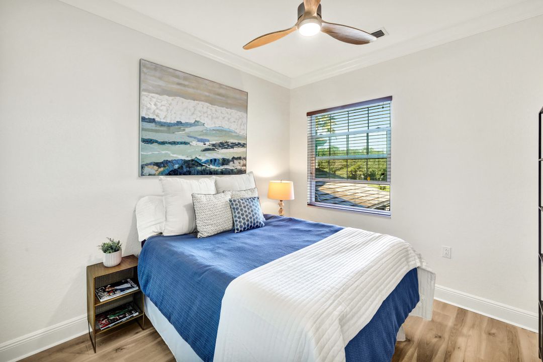 9242 Tesoro Ln #203, Naples, FL 34114