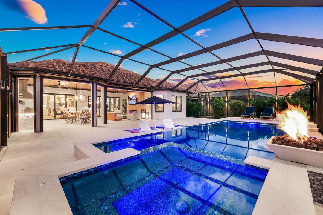 9223 Rialto Ln, Naples, FL 34119