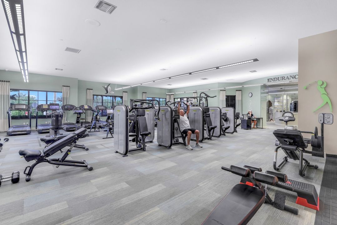 9223 Rialto Ln, Naples, FL 34119