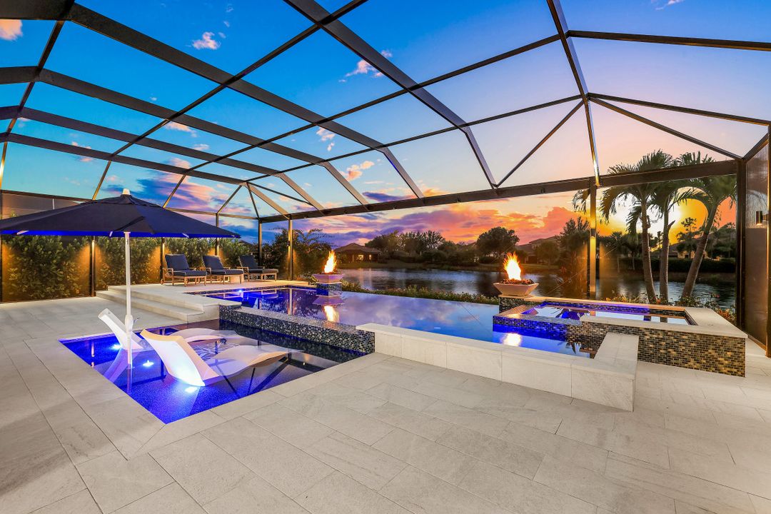 9223 Rialto Ln, Naples, FL 34119