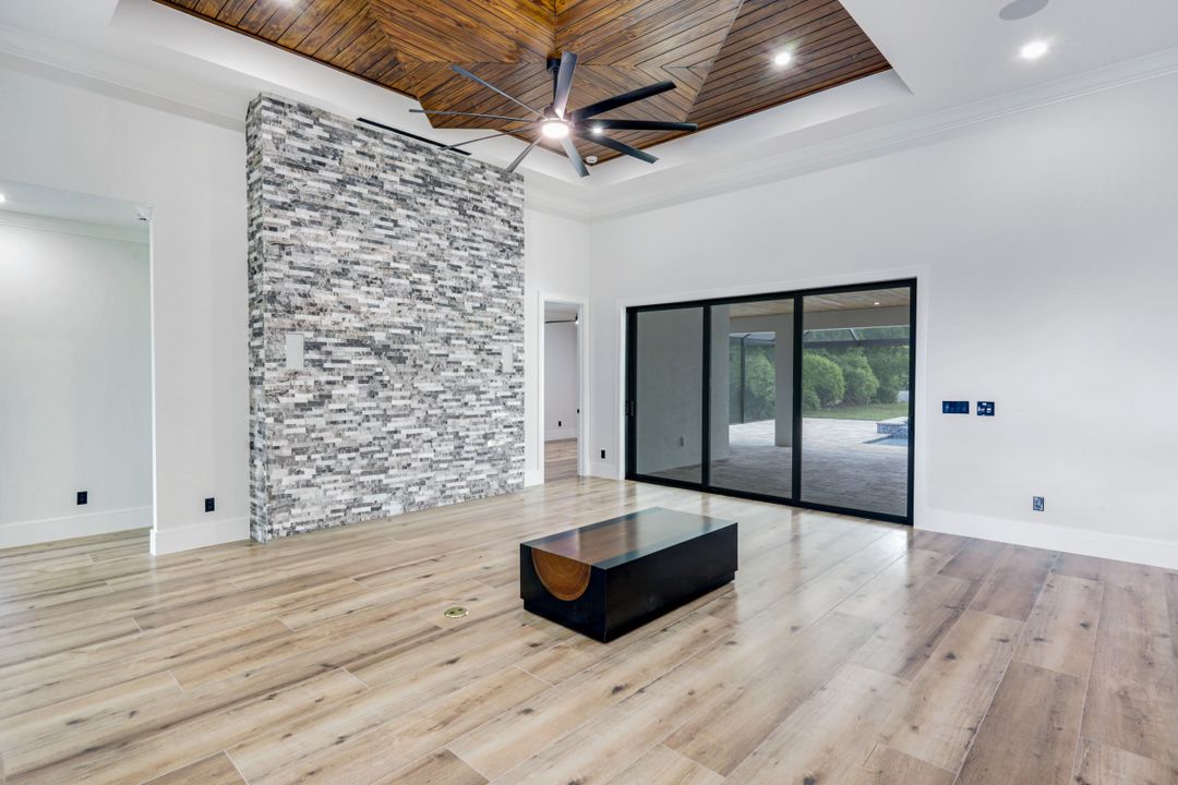 2230 Moreno Ave, Fort Myers, FL 33901
