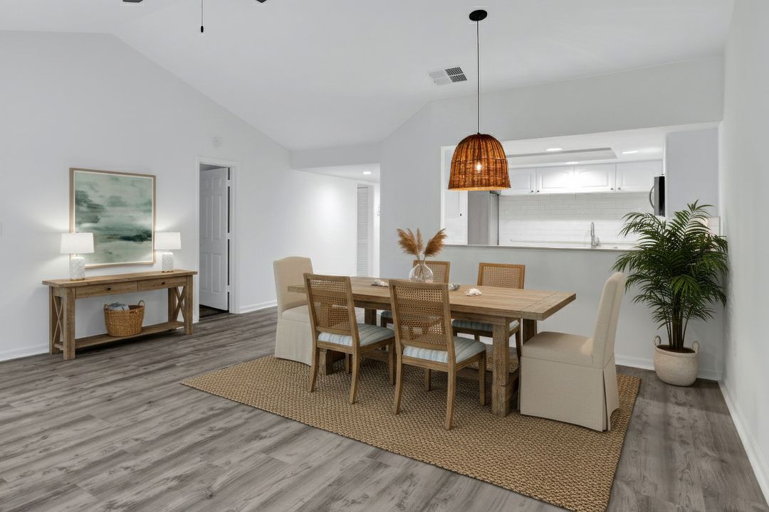 5895 Chanteclair Dr #126, Naples, FL 34108