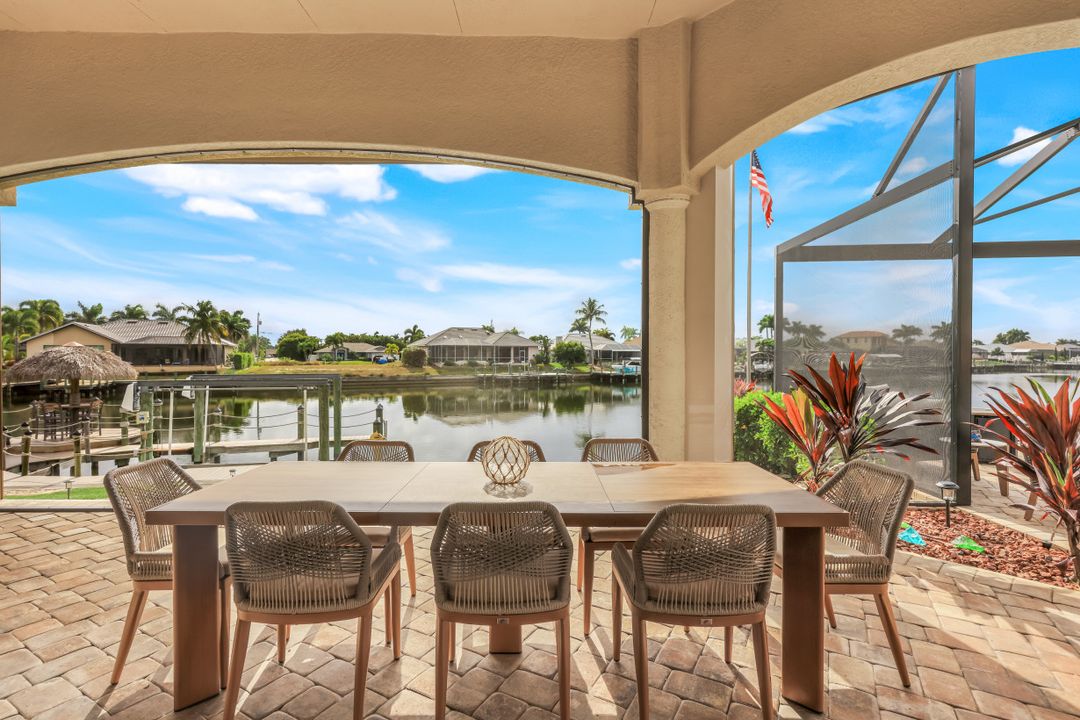 2216 SW 49th Terrace, Cape Coral, FL 33914