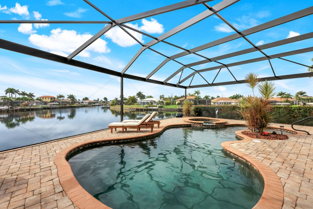 2216 SW 49th Terrace, Cape Coral, FL 33914