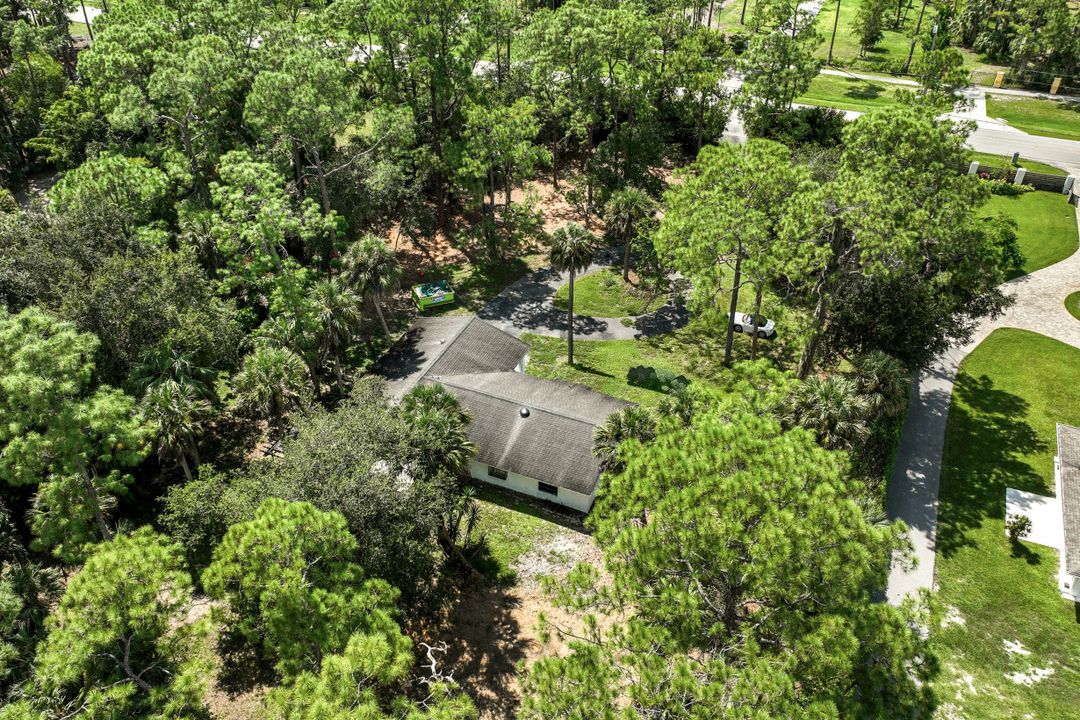 170 Logan Blvd N, Naples, FL 34119