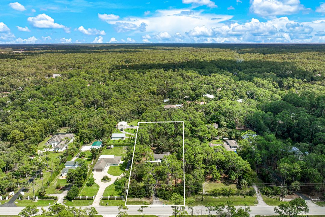 170 Logan Blvd N, Naples, FL 34119