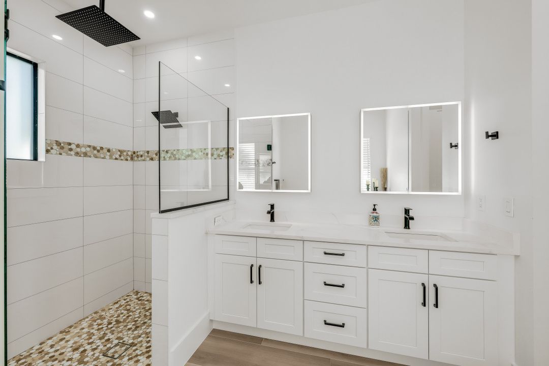 2307 SW 45th Terrace, Cape Coral, FL 33914