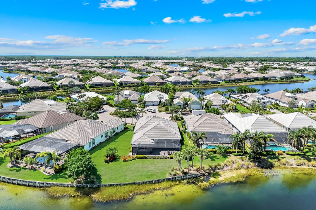 6316 Lyford Isle Dr, Naples, FL 34113