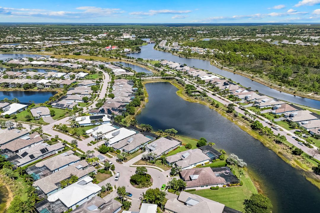 6316 Lyford Isle Dr, Naples, FL 34113