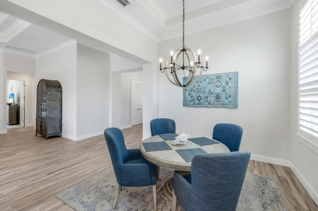 6316 Lyford Isle Dr, Naples, FL 34113