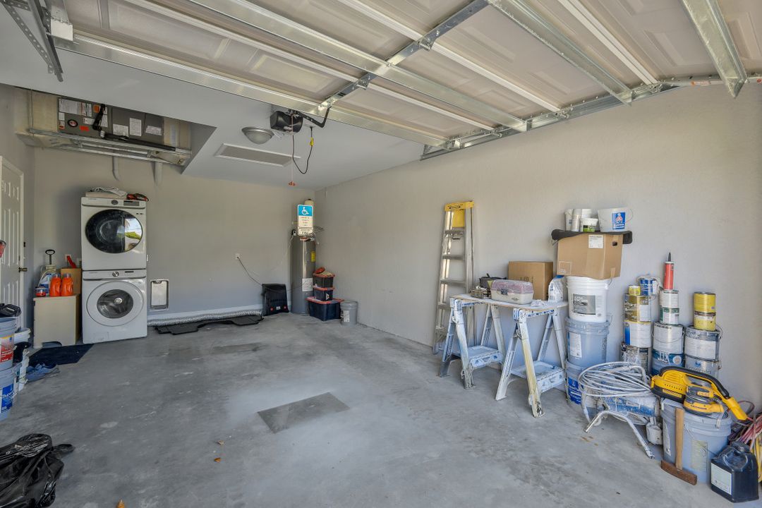 4137 SW 8th Pl, Cape Coral, FL 33914