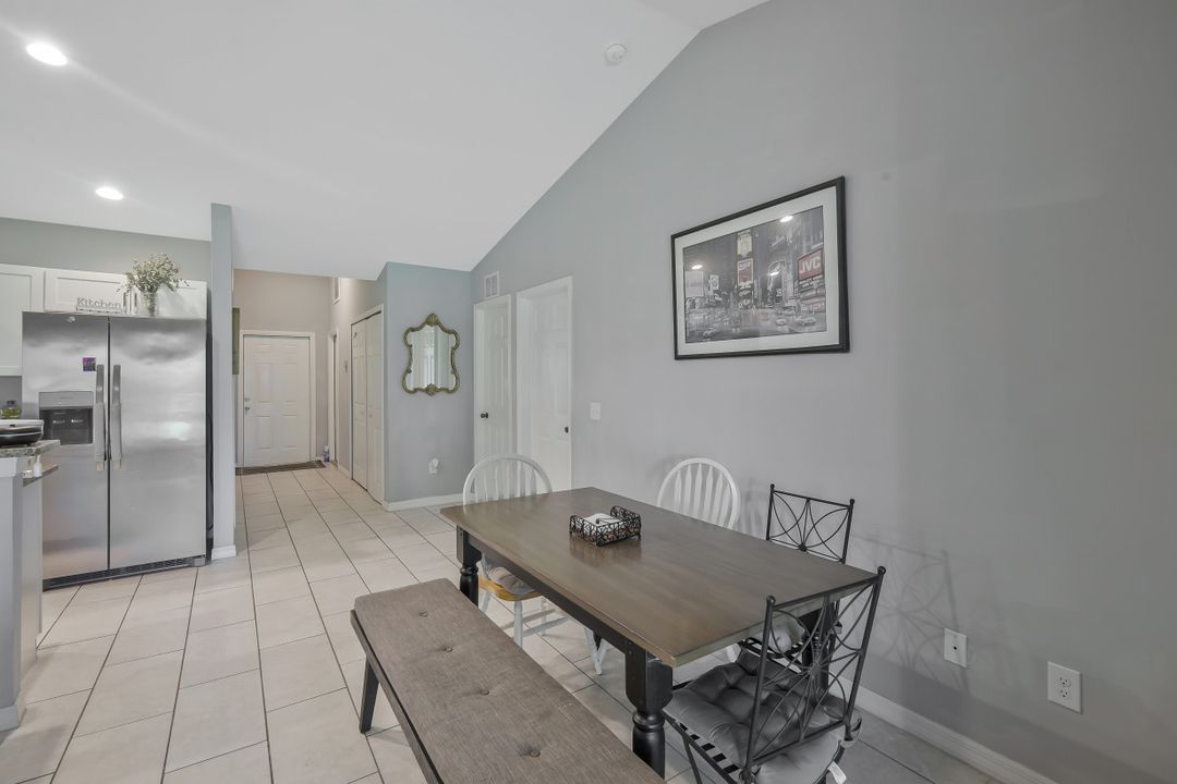 4137 SW 8th Pl, Cape Coral, FL 33914