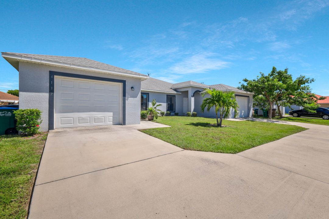 4137 SW 8th Pl, Cape Coral, FL 33914