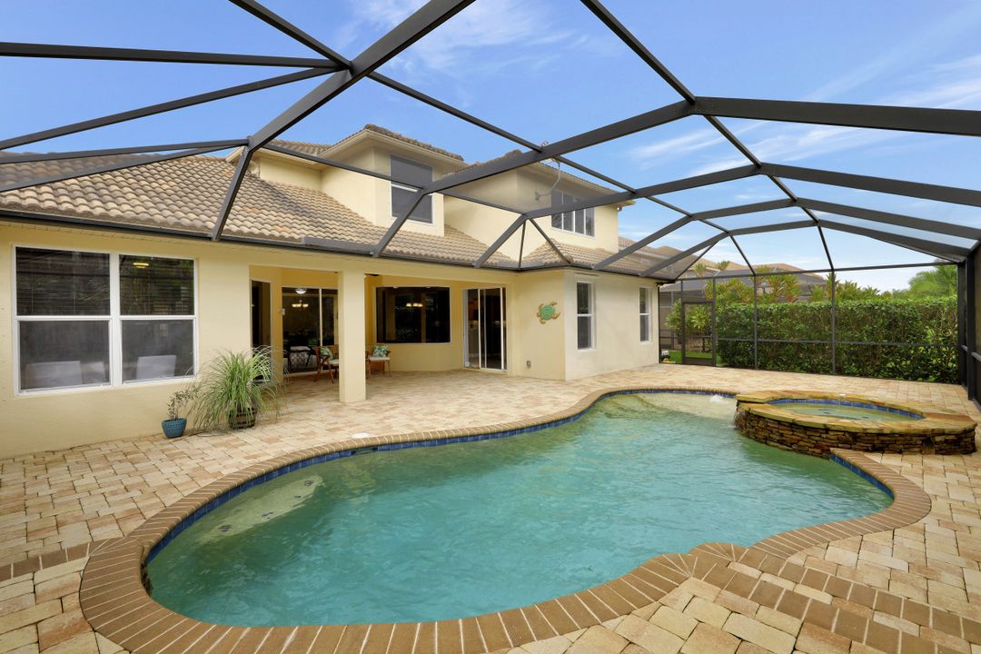 20593 Torre Del Lago St, Estero, FL 33928