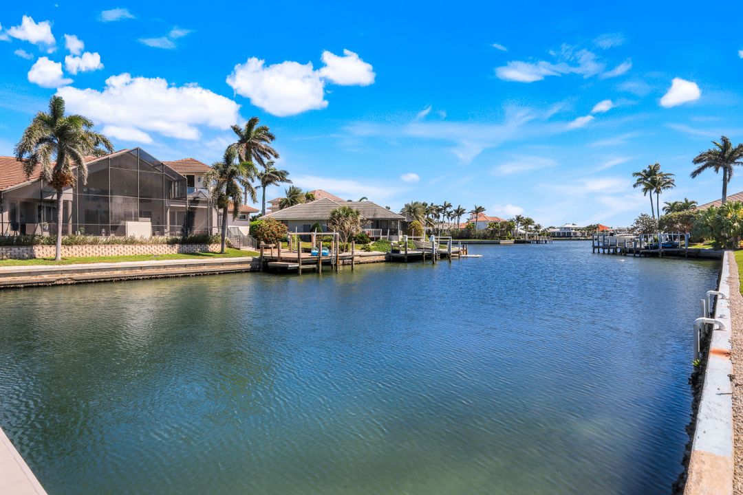 541 Taylor Ct, Marco Island, FL 34145