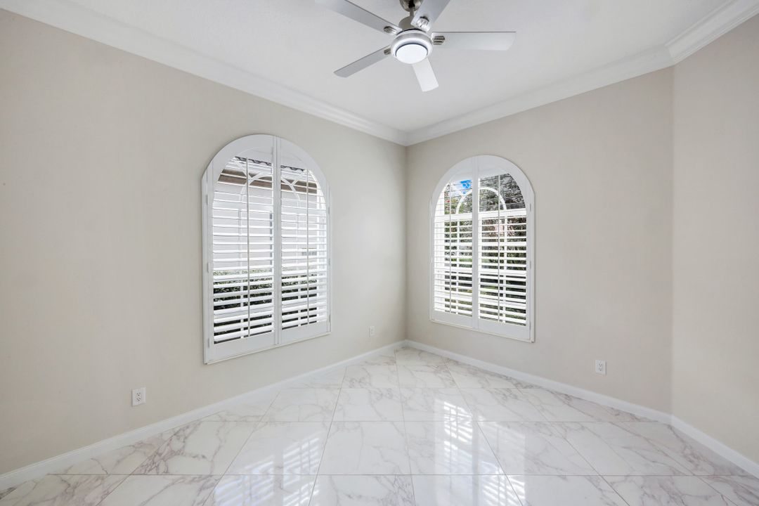 3759 Whidbey Way, Naples, FL 34119
