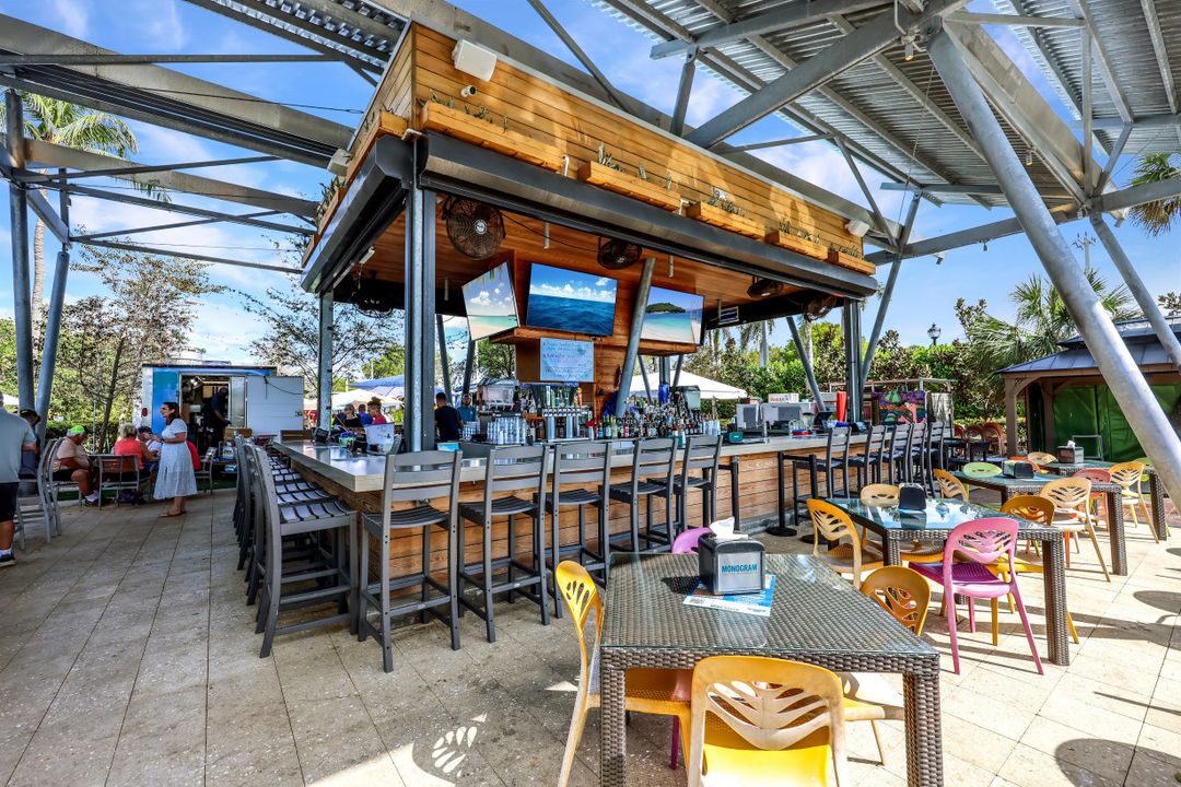 3032 Coco Ave, Naples, FL 34112