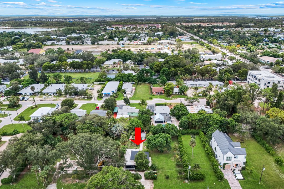 3032 Coco Ave, Naples, FL 34112