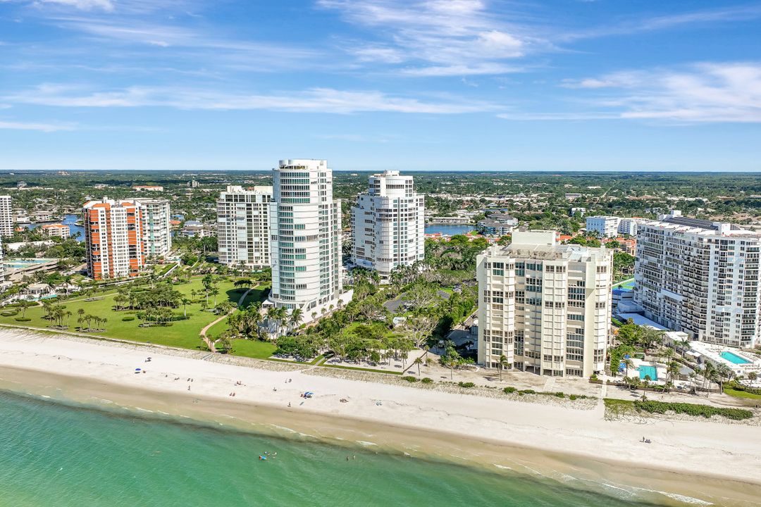 788 Park Shore Dr #E39, Naples, FL 34103