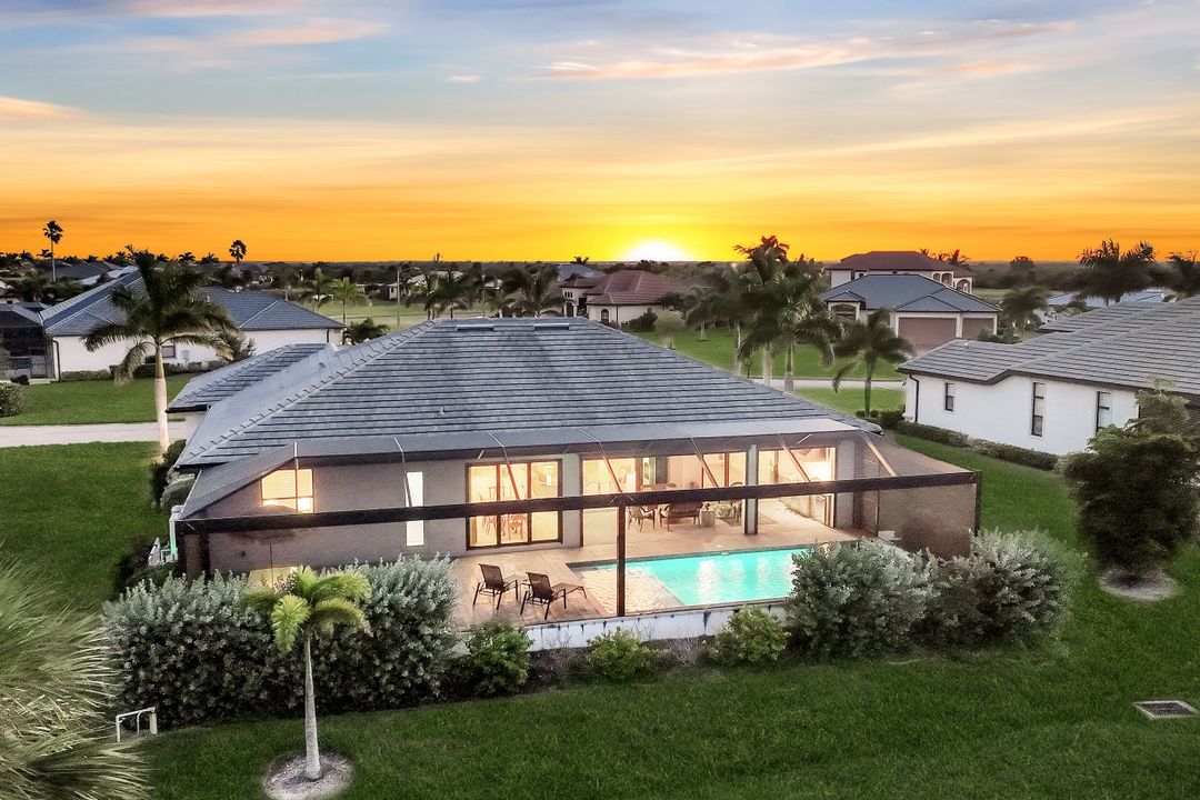 16808 Lady Diana Ct, Cape Coral, FL 33991