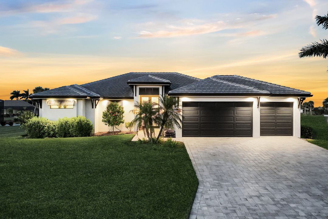 16808 Lady Diana Ct, Cape Coral, FL 33991