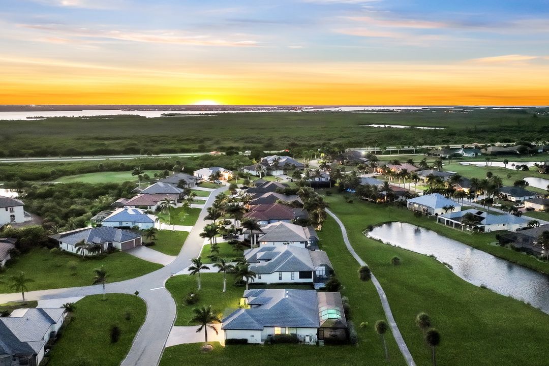 16808 Lady Diana Ct, Cape Coral, FL 33991