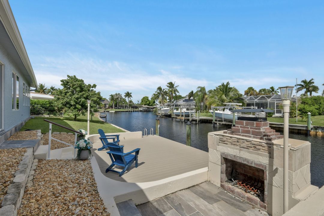 5943 Baker Ct, Fort Myers, FL 33919
