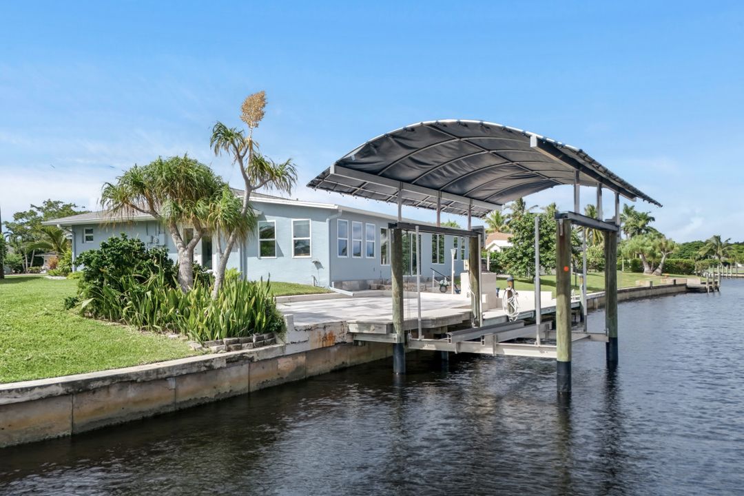 5943 Baker Ct, Fort Myers, FL 33919