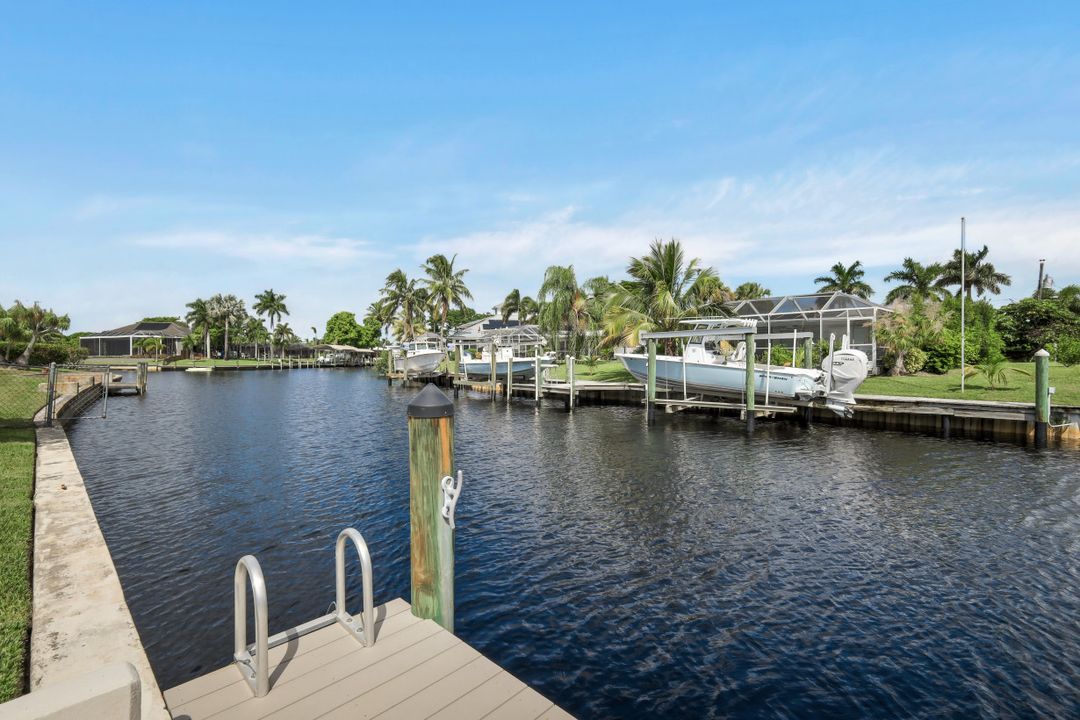 5943 Baker Ct, Fort Myers, FL 33919
