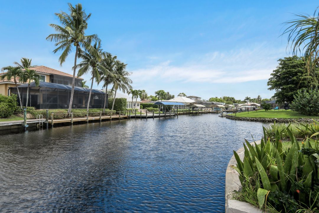 5943 Baker Ct, Fort Myers, FL 33919