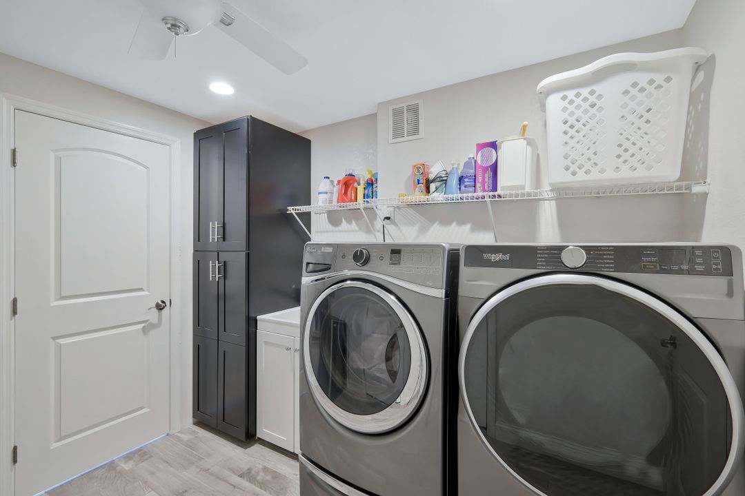 5943 Baker Ct, Fort Myers, FL 33919