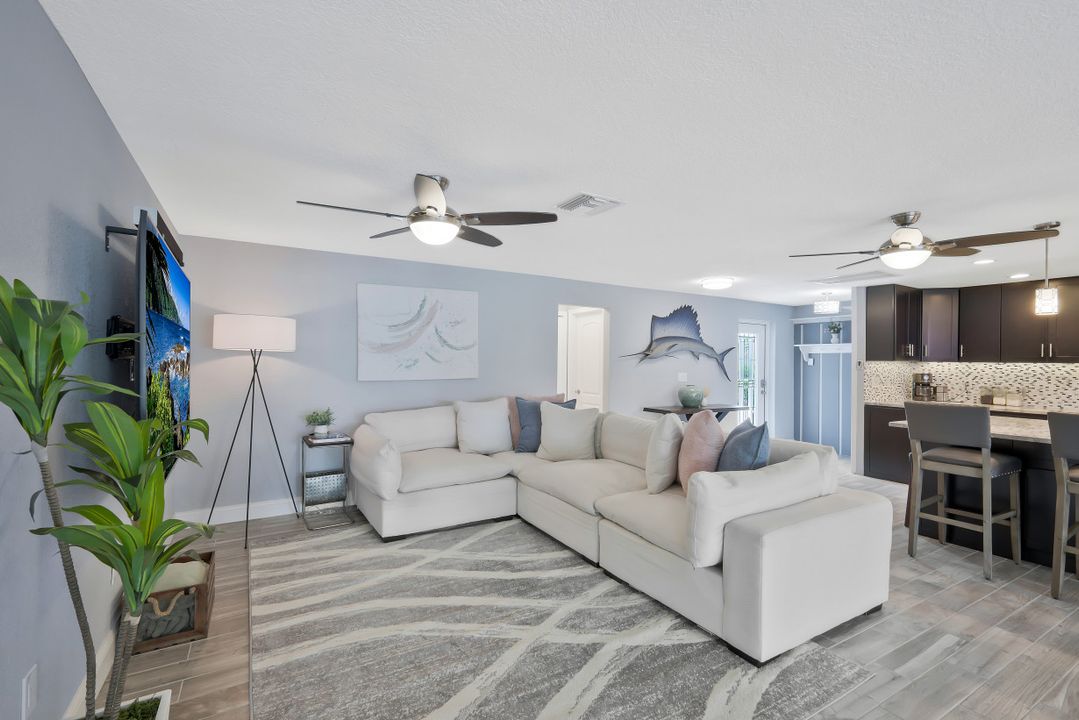 5943 Baker Ct, Fort Myers, FL 33919