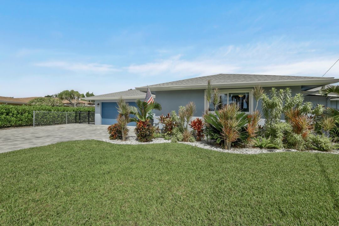 5943 Baker Ct, Fort Myers, FL 33919