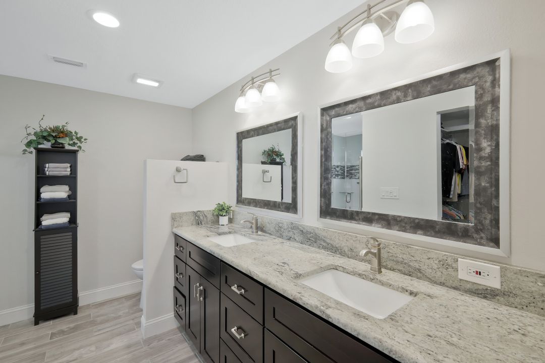 5943 Baker Ct, Fort Myers, FL 33919