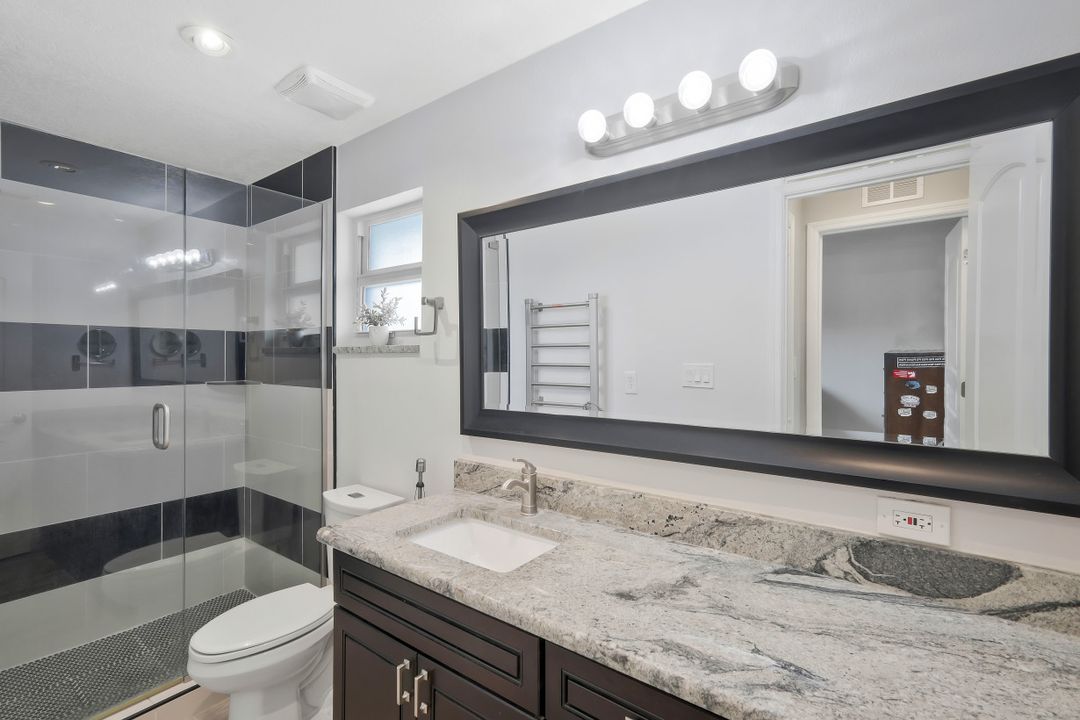 5943 Baker Ct, Fort Myers, FL 33919