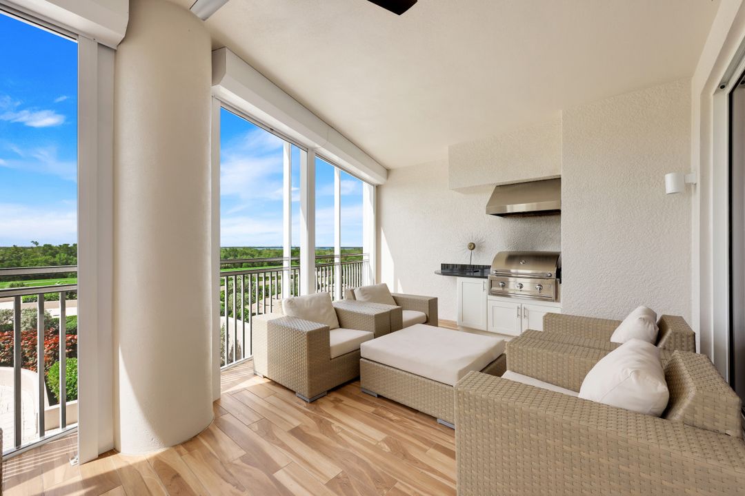 4971 Bonita Bay Blvd #402, Bonita Springs, FL 34134