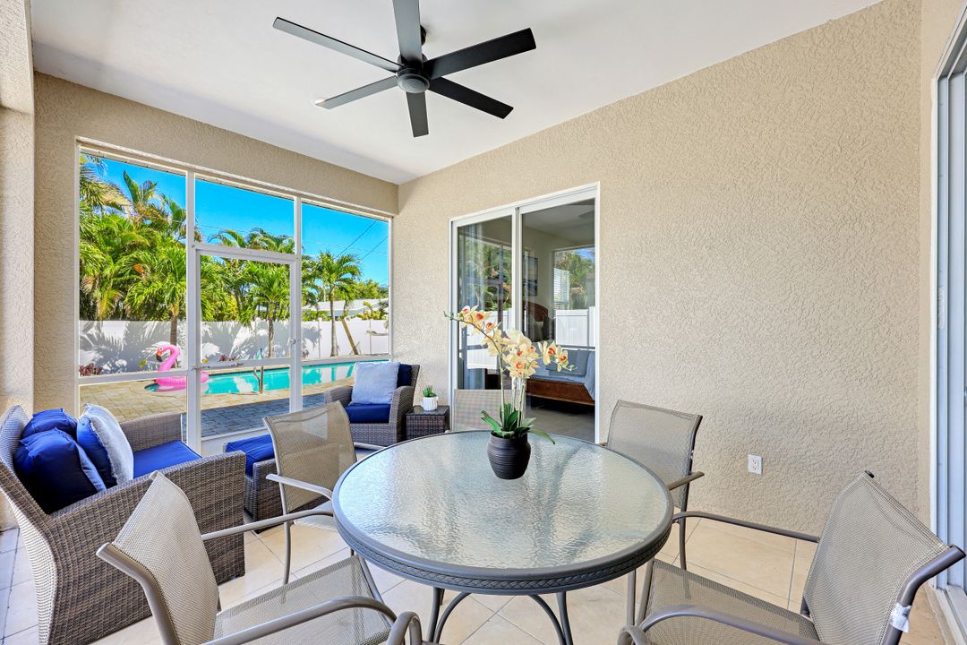 847 98th Ave N, Naples, FL 34108