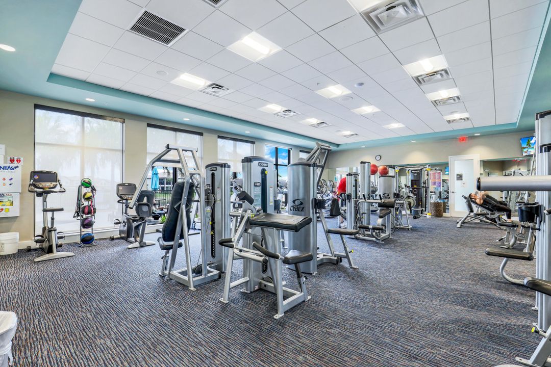 2368 Anguilla Dr #102, Naples, FL 34120