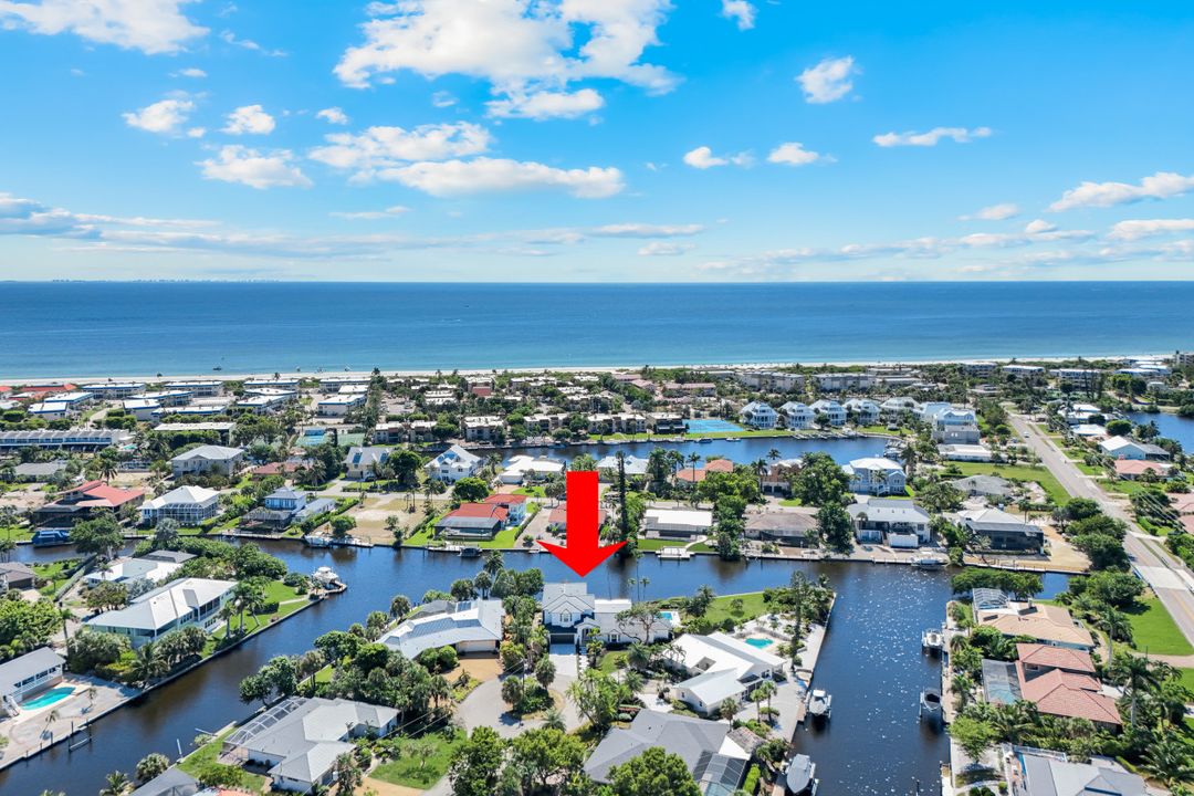 915 Pecten Ct, Sanibel, FL 33957