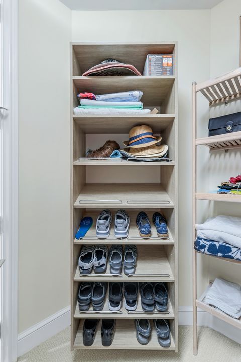 4151 Gulf Shore Blvd N #705, Naples, FL 34103