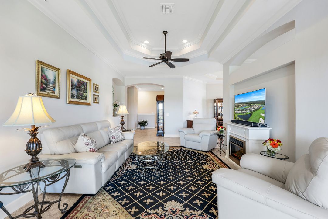 12066 Covent Garden Ct #1403, Naples, FL 34120