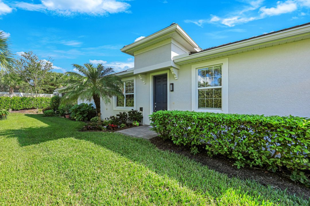 20001 Parrot Key Ct, Estero, FL 33928