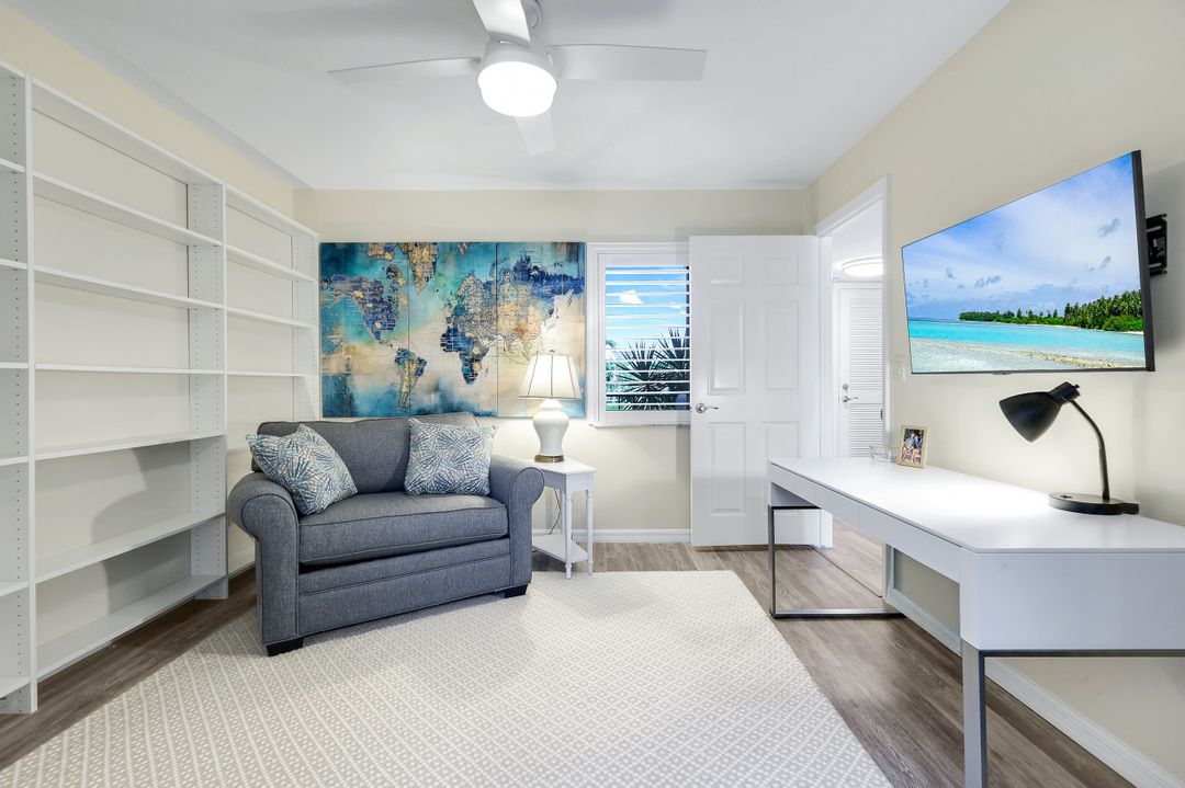 1672 Spoonbill Ln #B, Naples, FL 34105