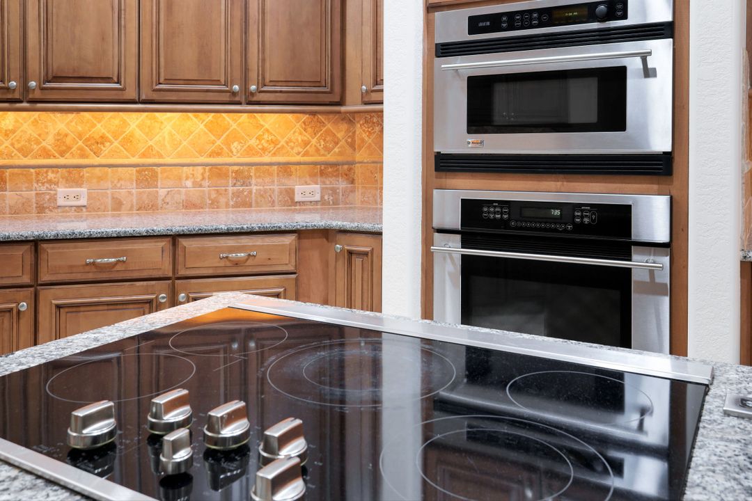 2832 SW 17th Ave, Cape Coral, FL 33914