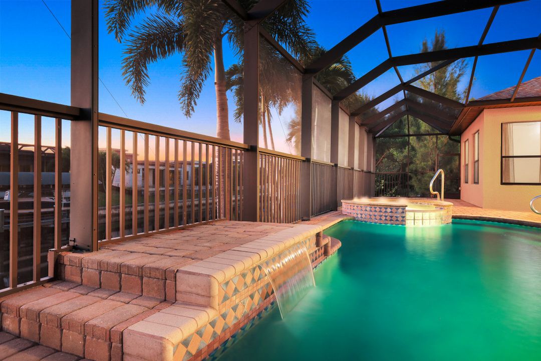 2832 SW 17th Ave, Cape Coral, FL 33914