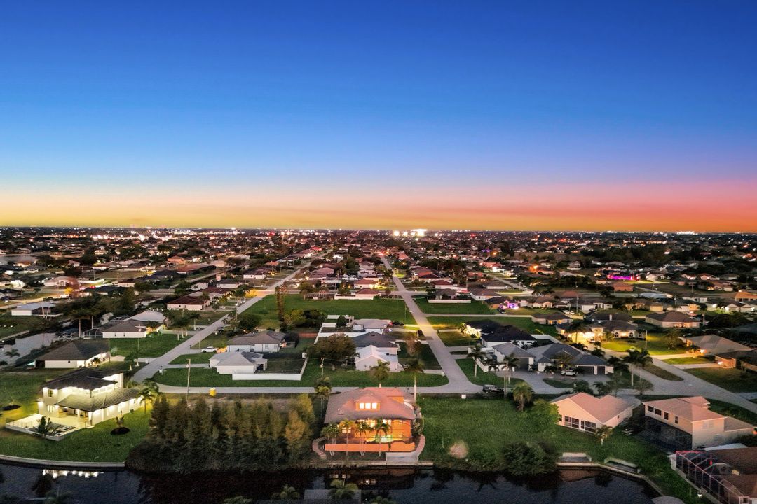 2832 SW 17th Ave, Cape Coral, FL 33914