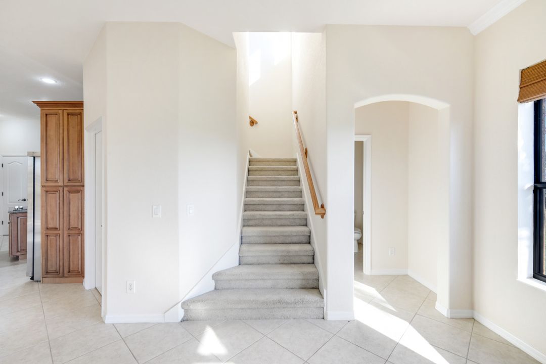 2832 SW 17th Ave, Cape Coral, FL 33914